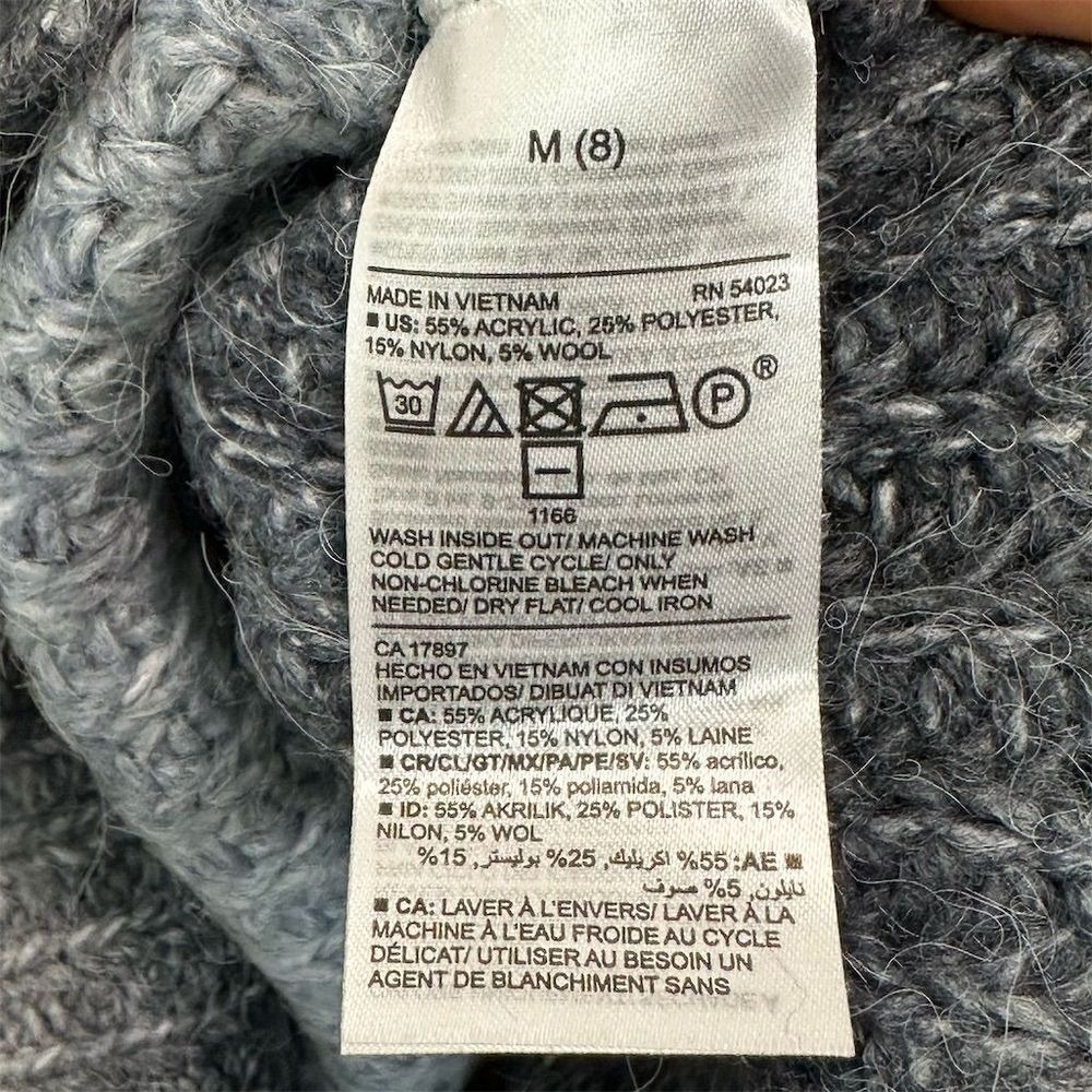 NEW Women's Grey Gradient Knit Pullover Sweater Size M Minimalist Hygge Cozy - Picture 5 of 8